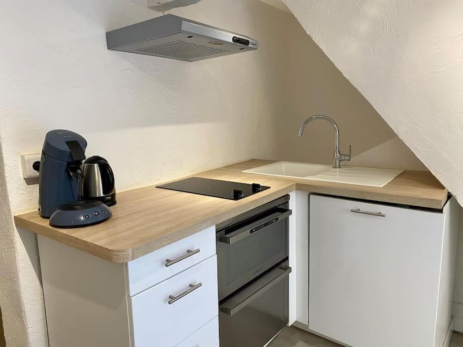 Appartement Vieux-nice 2 Pieces Proche *